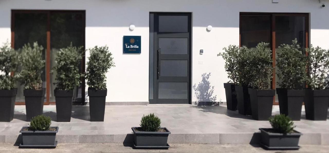 La Brisa Aparthotel Capo d'Orlando Bagian luar foto