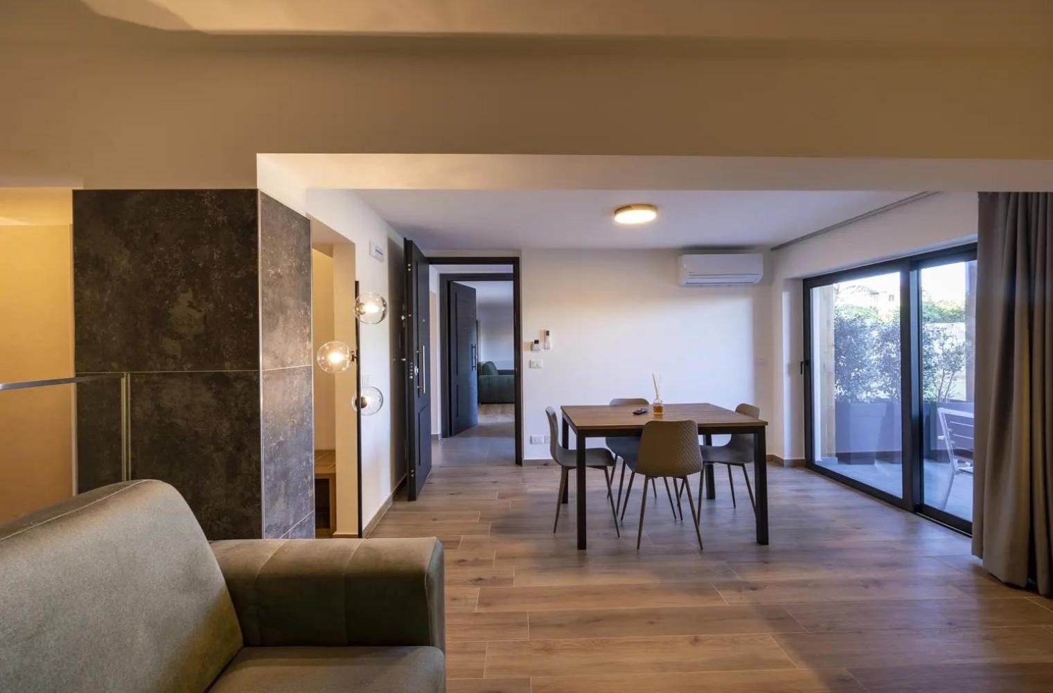 La Brisa Aparthotel Capo d'Orlando Bagian luar foto